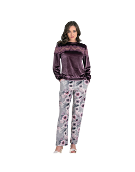  daily set winter burgundy color with lace on the chest and home pants with rose pattern